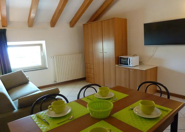 Residence Riva Del Lario